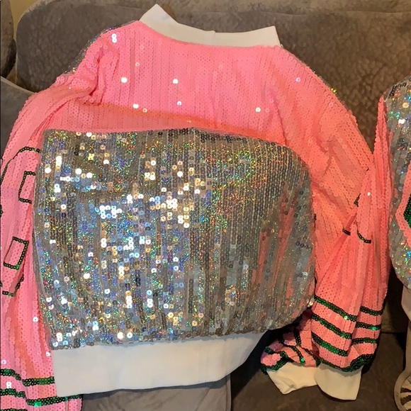 Jacket - Picture 2 of 5